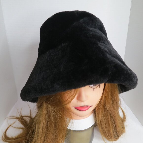 Black Faux Fur Fuzzy Bucket Hat - Picture 4 of 4